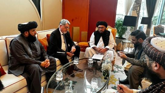 Afghan deputy health minister, France’s Chargé d'Affaires discuss healthcare cooperation