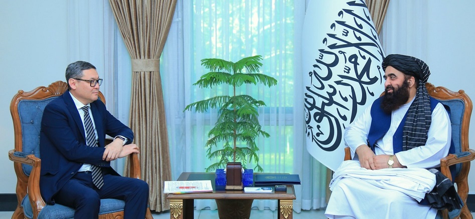 Muttaqi meets special representative of Kazakhstan