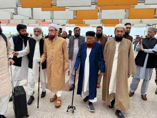 Delegation of Pakistani clerics leaves for Kabul 