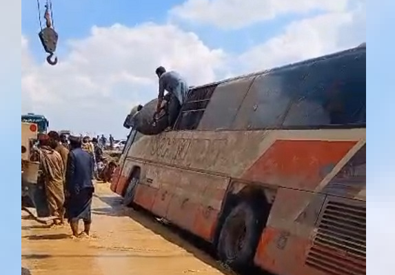 Two killed, 13 injured as bus overturns in Ghazni