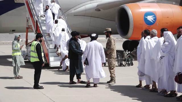 Hajj flights begin as pilgrims head to Saudi Arabia