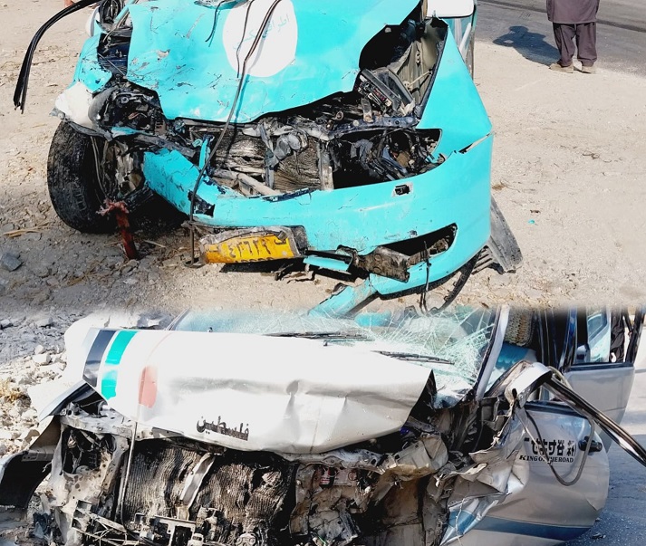 One died and 12 injured in road mishap 