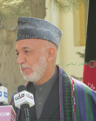 Karzai urges UN to motivate Pakistan to provide good living conditions for Afghan refugees 
