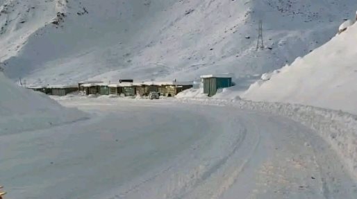 Some roads blocked due to snowfall 