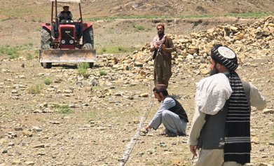 Govt distributed more than 9000 plots to returnee families last week