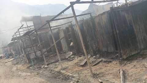 Dozens of shops burnt in Pakistani attacks in Torkham