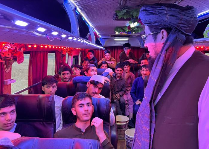 Pakistan deports 103 more Afghans