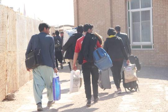 Iran deports visa holder Afghans