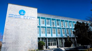 GPS devices installed in approximately 40,000 vehicles