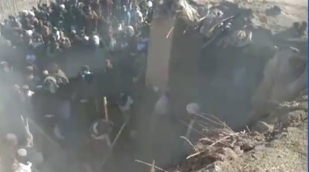 10 injured as roof of mosque collapsed in Ghazni