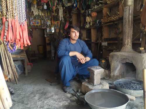 Business of blacksmith, steel workshop owners declines by %60 in Khost