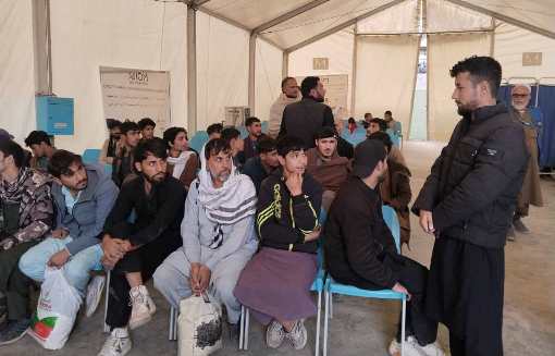 Dozens of Afghan migrants released from Pakistani prisons