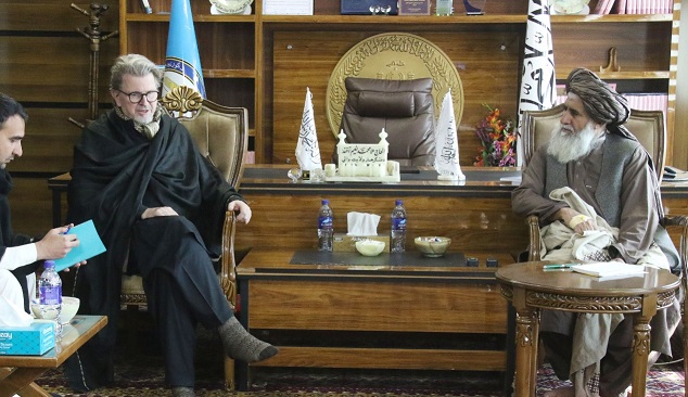 Nangarhar governor, head of Norwegian committee discuss continued services 