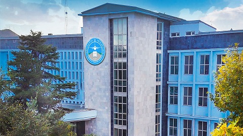 Minister of transport, civil aviation leaves for Oman