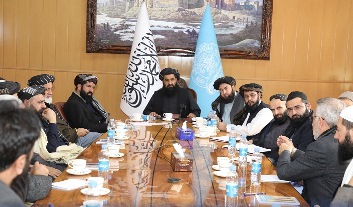 Head of DAB meets money exchangers for stability of Afghani currency