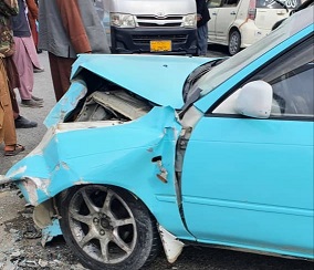 Five suffer casualties in collision between vehicles 