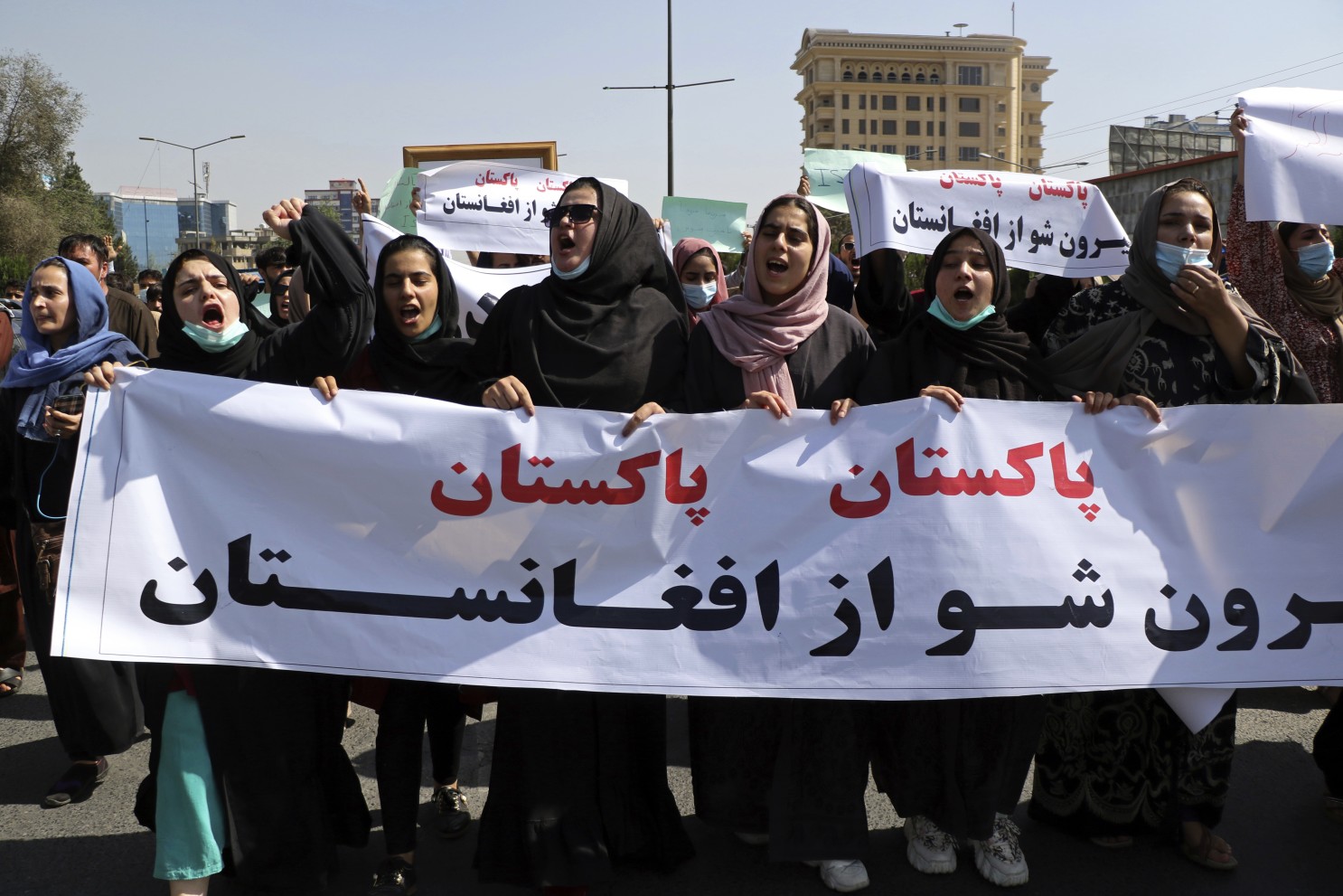 طالبانو کابل کې د لاريون کوونکو د تيت پرک کولو لپاره هوايي ډزې کړي