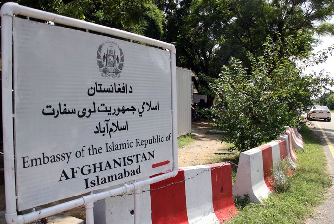 سفارت: پاکستان کې د پوليسو له لاسه د افغان کډوالو ژوند ډير تريخ شوی