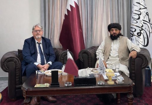 سهيل شاهين د افغانستان لپاره د هالنډ او فرانسې سفيرانو سره وکتل