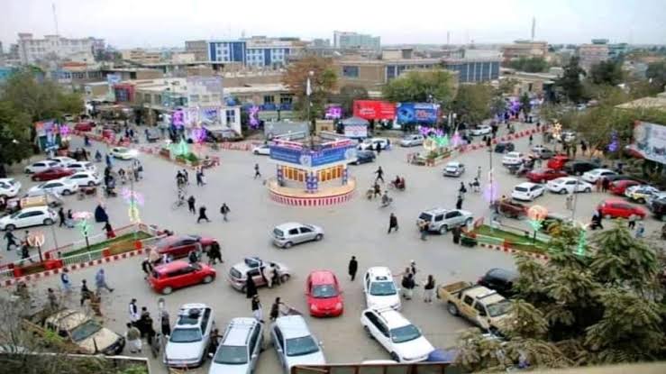 د روغتيا نړيوال سامان لسګونه مټرک ټنه  طبي مرسته افغانستان ته را رسيدلې