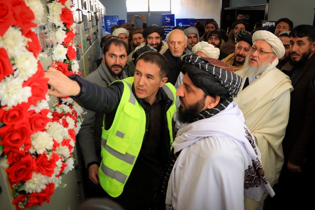 نغلو کې د  نژدې درويشت مېګاواټه لمريزې برېښنا پروژه ګټې اخيستنې ته وسپارل شوه