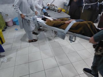 پاکستاني ځواکونو پر کونړ له دري نيم سوو زيات توغندي ويشتي