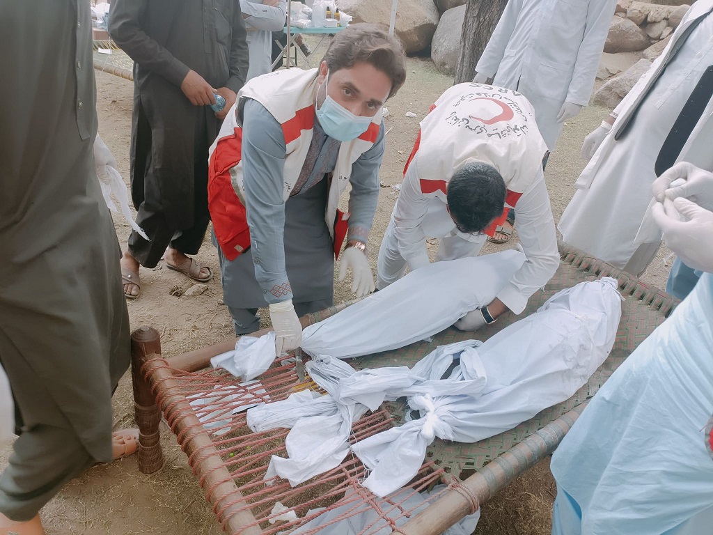 کونړ کې د زلزلې د قربانيانو شمېر له ۵۸۰۰ لوړ شو