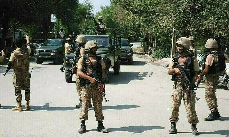 د وسله والو بريد کې ۲۰ پاکستاني سرتيري مړه او ټپيان شوې