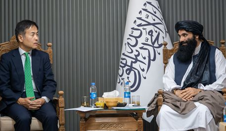 د جاپان سفير د کورنيو چارو وزير سره د مخه ښې لیدنه وکړه