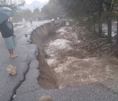 باران، ږلۍ او سيلاب زيانونه اړولي
