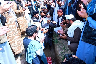 کندوز کې د يو روغتون د بنسټ ډبره کېښودل شوه