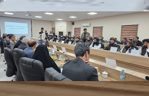 د فراه والي د سوداګريزو اړيکو د پراختيا لپاره ايران ته سفر کړی