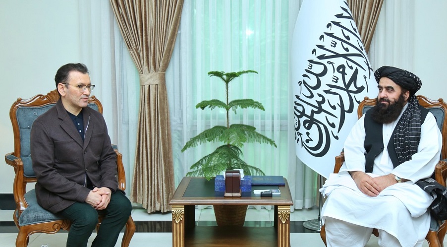متقي د ازبکستان د ولسمشر مرستيال سلاکار په مشرۍ پلاوي سره وکتل