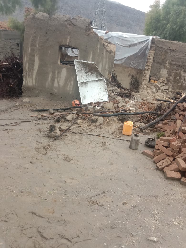 ننګرهار کې د کور نړيدو له امله اوه کسان مړه شوي